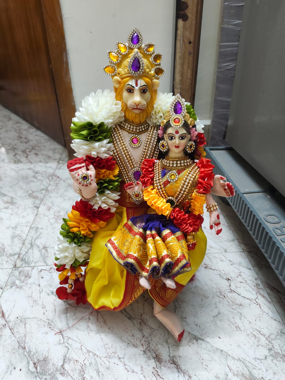 Lekshmi Narasimha - 16 inch Handmade Narasimha idol with fiber face