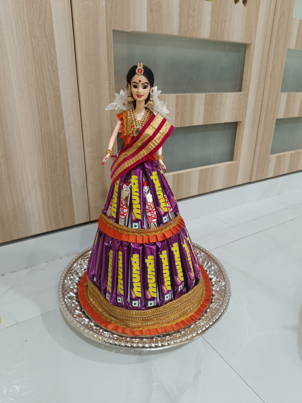 Plate decor - Barbie doll decor